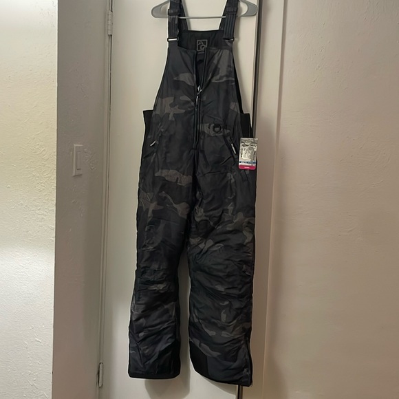 Arctic Quest Women’s Snow Bibs - Picture 1 of 5